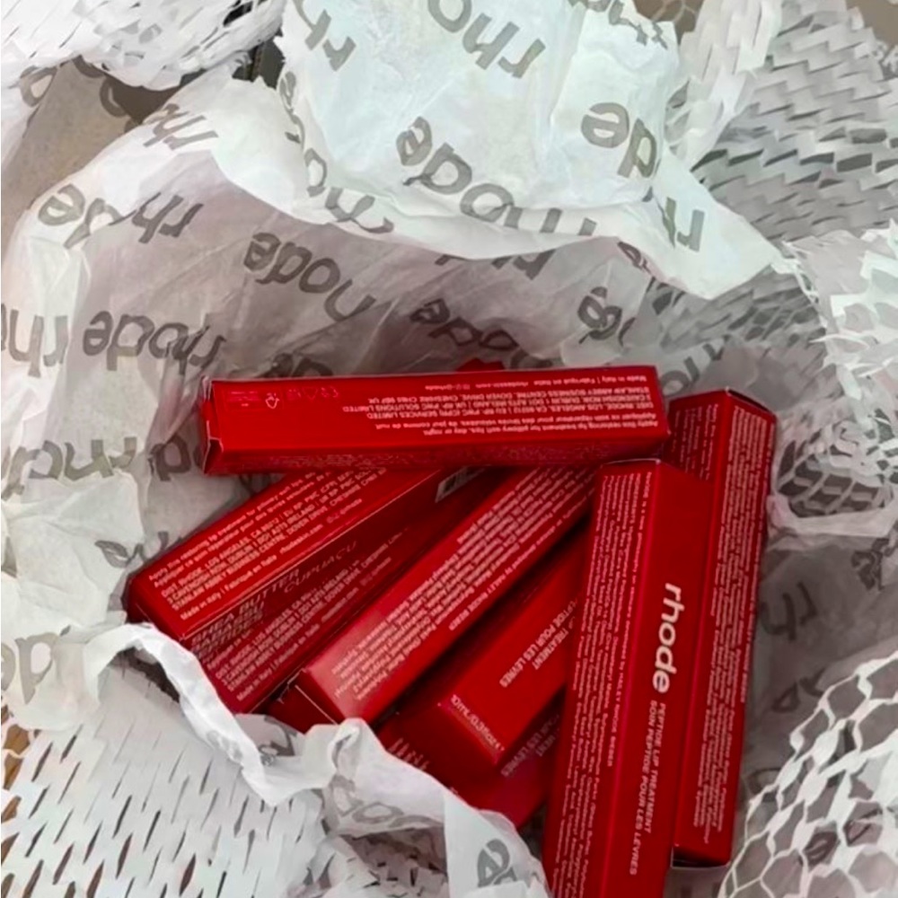 Rhode strawberry glaze